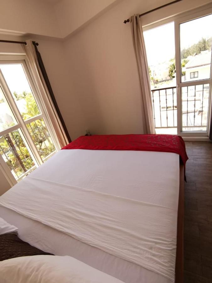 Rayon Vert Bleuphorie Beach Apartment Flic-en-Flacq Exteriér fotografie